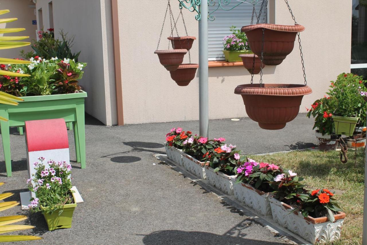 B&B La Garona Saint-Nicolas-de-la-Grave ภายนอก รูปภาพ